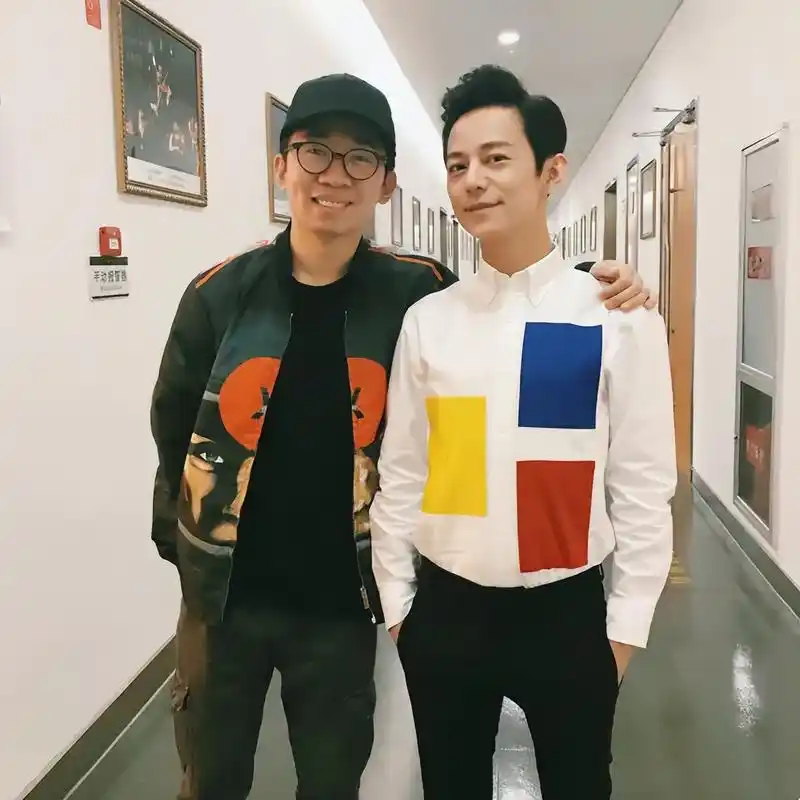 杨迪为贾玲庆生不为何炅庆生因为王牌家族比快乐家族有影响力