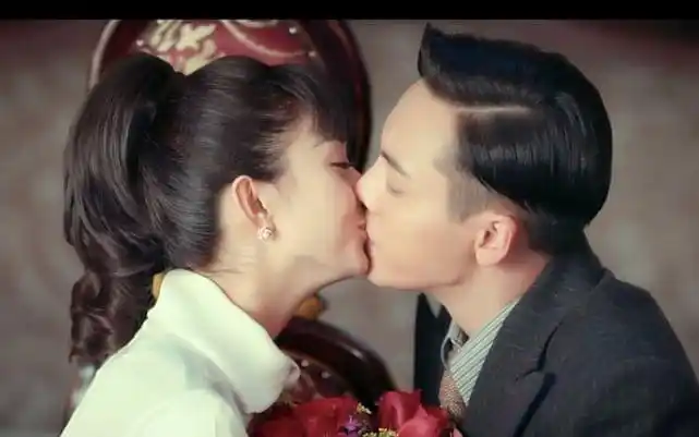 9位吻过赵丽颖的男明星 最后一位大家认为算男神吗?