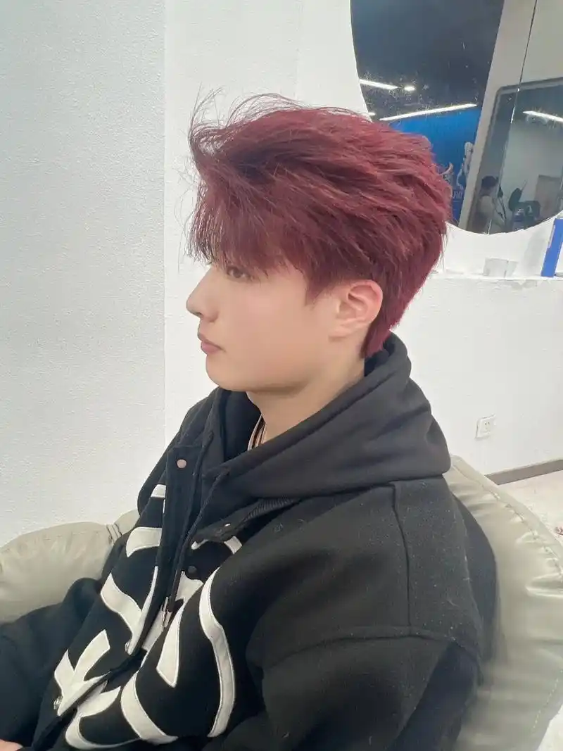 是兄弟就来一起染个头发吧#男生潮色染发推荐 - 抖音
