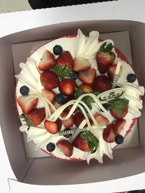 借你送我的蛋糕祝你生日快乐  花开半夏