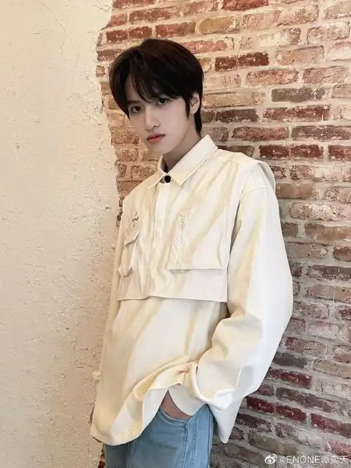 普通帅哥的普通照片7099ps.今天有团综!记得看!