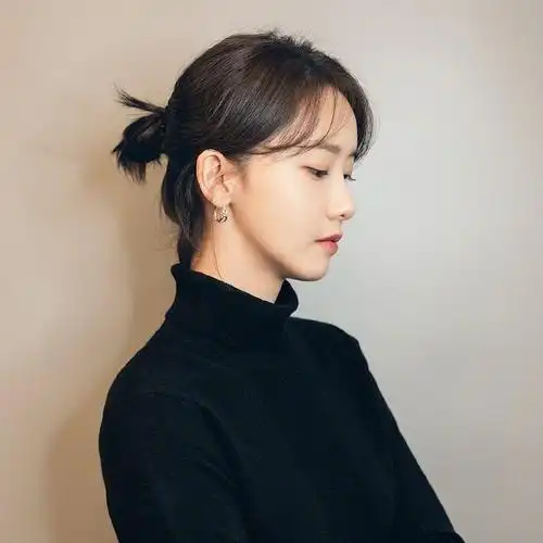 林允儿气质魅力微信头像,明星头像图片-回车桌面