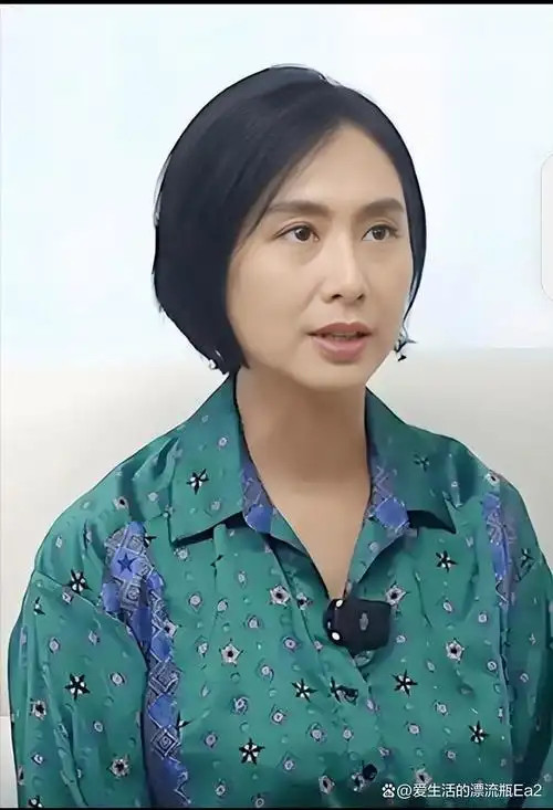 朱茵近照曝光!你的衣服,在哪里买的!