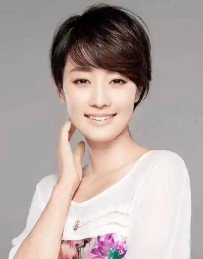 原创娱乐圈长着小虎牙的明星不少呢早期的林心如显得也太可爱了吧