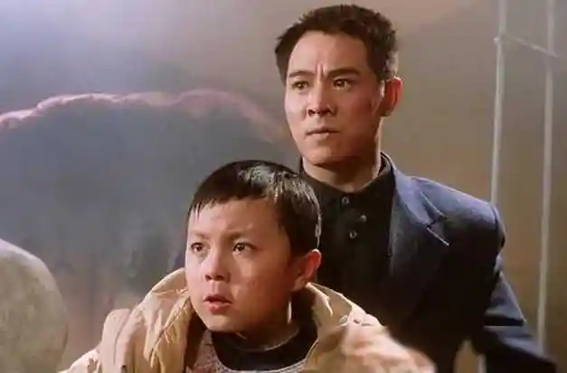 9岁被王晶捧红曾是李连杰接班人因周润发一句话退出影坛