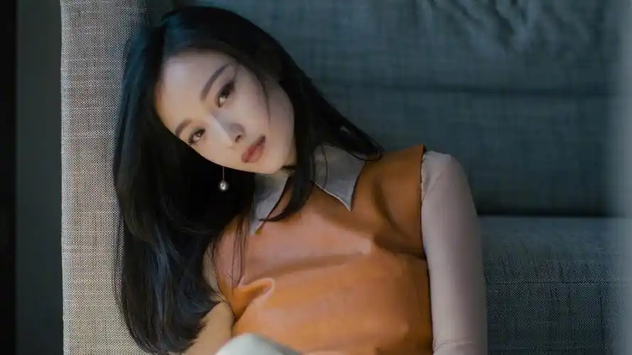 明星风尚倪妮壁纸