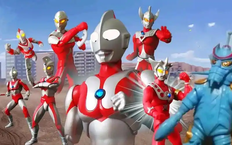 奥特曼定格动画:奥特兄弟大战极恶宇宙人,场面激烈,战斗过瘾!