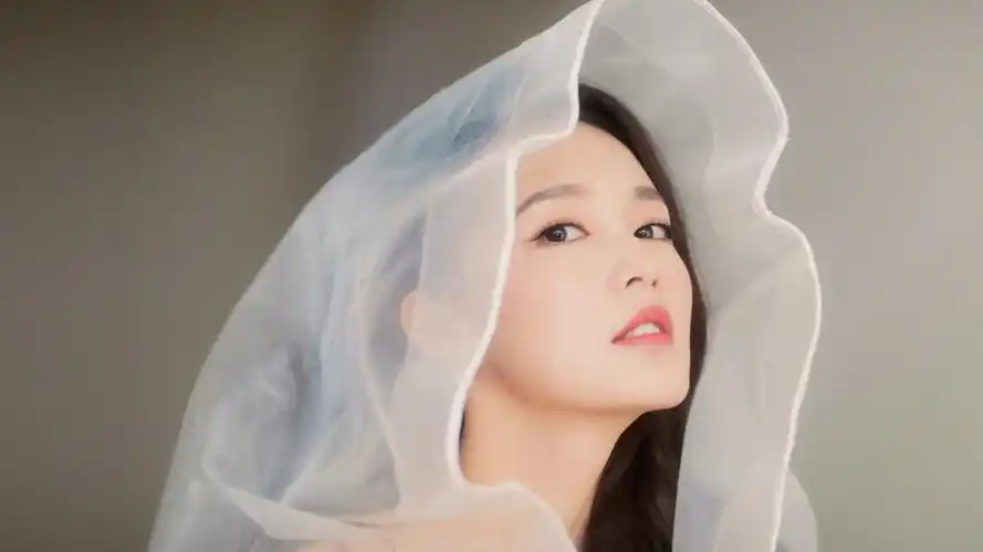 李沁图片大全-美女壁纸-高清美女图片-第5图-娟娟壁纸