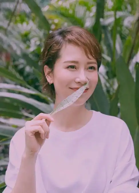 流行发型2022最新款女,50岁女人短发发型显年轻