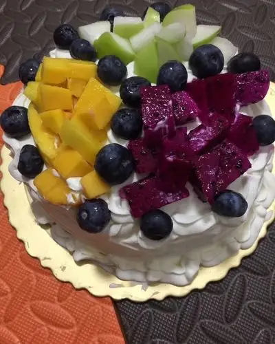 手机用户7516_xukr做的8寸水果生日蛋糕