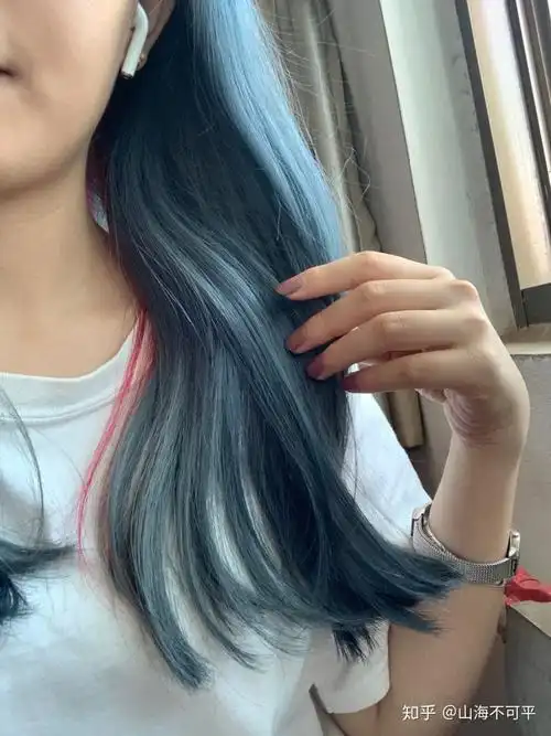 黑发第一次染蓝黑色需要漂或者褪色嘛?