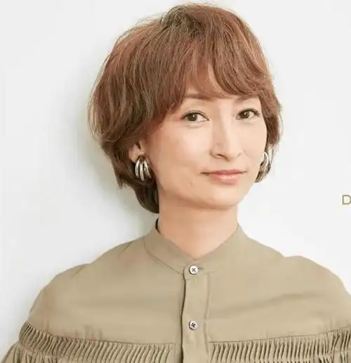 等你到了50,60岁,尽量少选这3款"大妈短发",另外3款更减龄|卷发|发型
