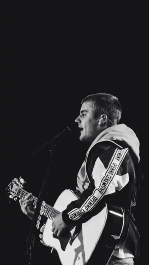 justinbieber 黑白色调款背景图片,艾玛