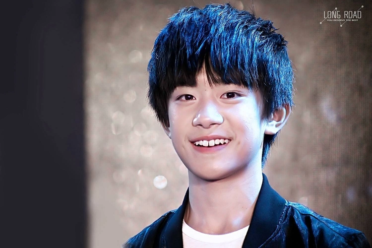 易烊千玺和李兰迪胡先煦:三小戏精原来是学霸!还会书画和写诗!