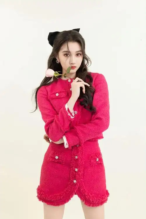 我们关晓彤最美～不接受任何反驳……__财经头条