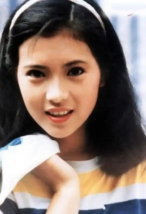 华语女神早期的青涩照片肤如凝脂宛如仙人