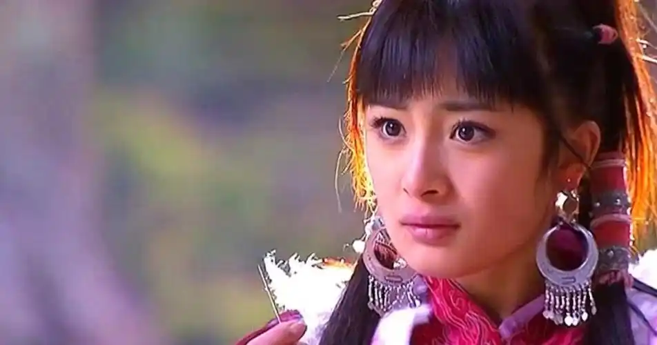 从郭襄到白浅,争议从来没有断过的杨幂,凭什么能火这么久?