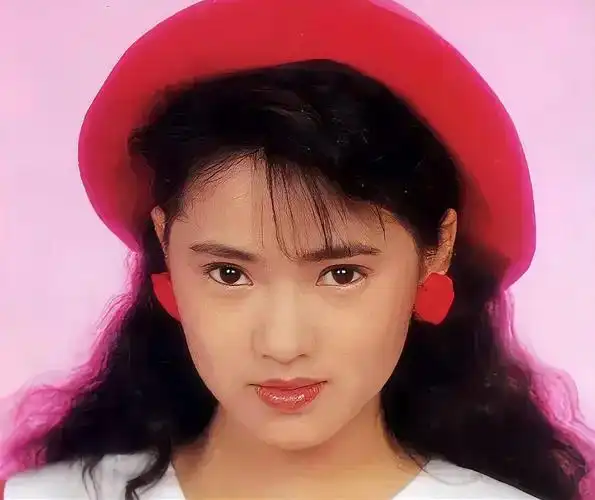 伊能静57岁未绝经原因探析:自律生活与科学保养的力量