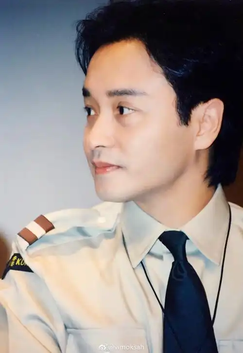 张国荣为什么那么可爱?