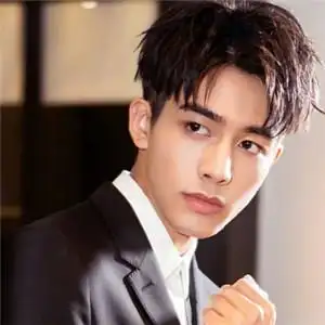 本月最新宋威龙头像 演员宋威龙qq头像图片-明星头像