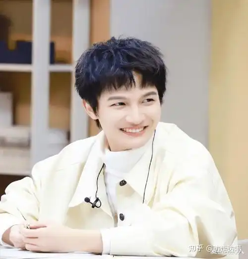 为什么周深可以笑得那么甜?