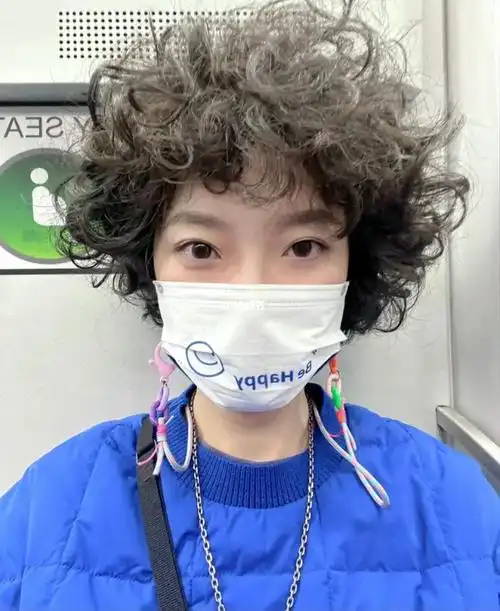 短发羊毛卷#日系发型 #复古卷发 #高层次发型 #亚风格发型 #亚风格