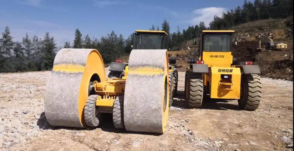 冲击碾压机冲击碾压机械冲击碾压机冲击碾压机械