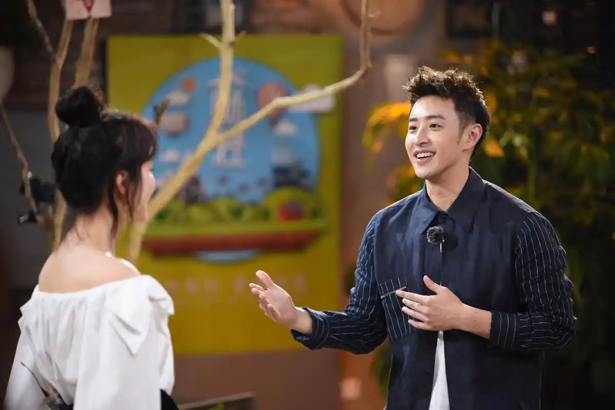 我们相爱吧吴昕潘玮柏初见氛围太囧狂冒汗