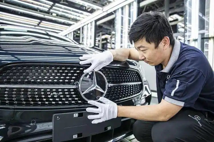 近观星程新一代梅赛德斯奔驰长轴距e级车生产幕后揭秘