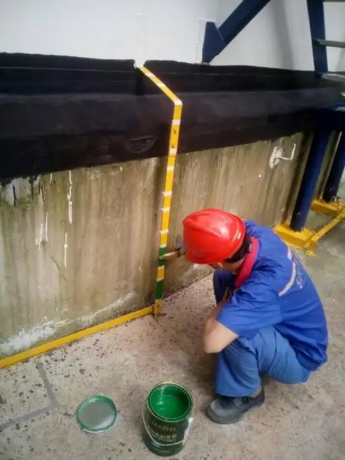 静电接地扁铁刷黄绿警示线