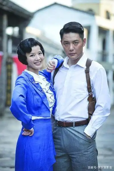 她和丈夫恩爱21年,丈夫大红后抛弃她,如今两人却要再次合作!