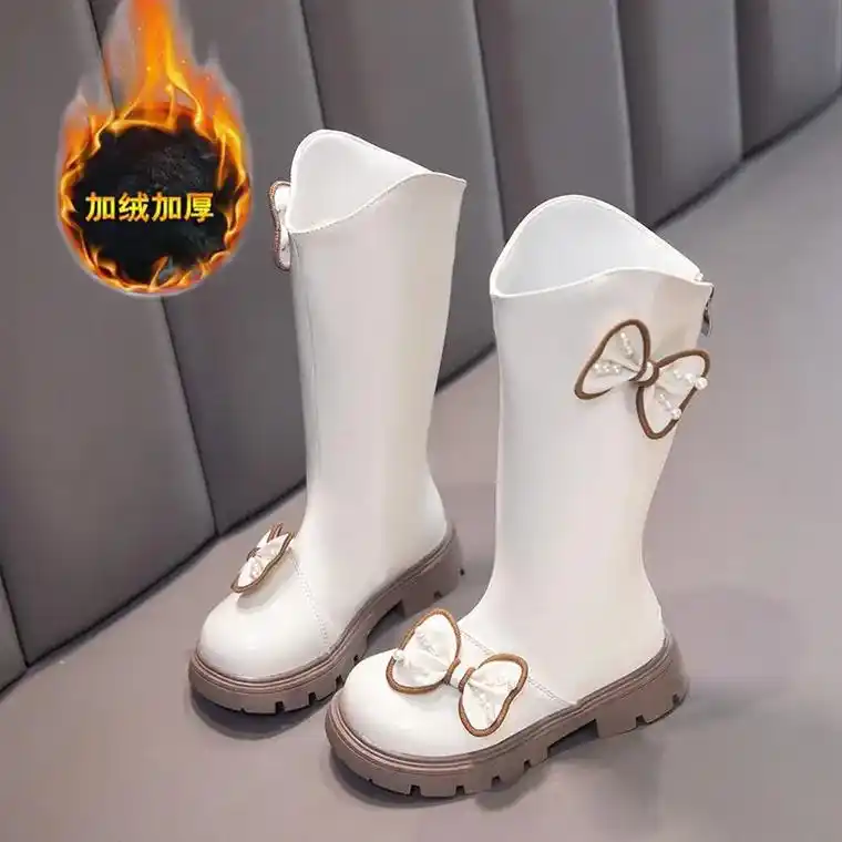 小公主们!秋冬必备靴子95.亲亲宝贝们,这款女童高筒靴子简直 - 抖音