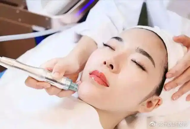 【两代人的心头好】传统美容vs医美护肤 你pick谁?