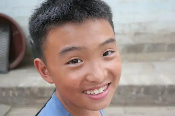 《百鸟朝凤》小黑马郑伟 与陶泽如共拼实力演技