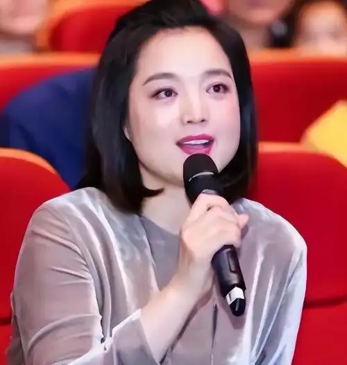 歌手白雪:38岁与富豪离婚