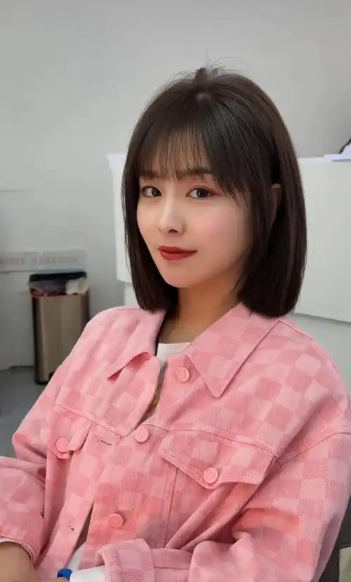 爆款女士短发来了,个性时尚有特色,喜欢别错过|发型|脸型|露耳|波波头