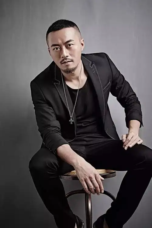 王菁图册_360百科