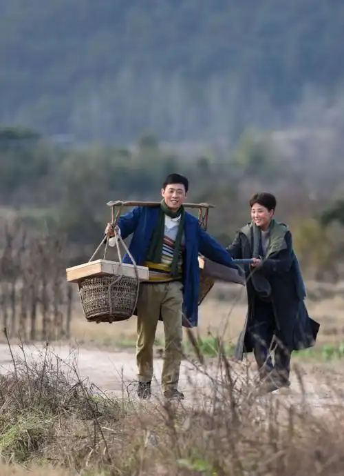 megamedia 鸡毛飞上天