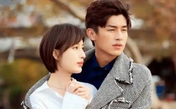 靠漫画身材出圈的张俪,被坏男人们伤过后,事业走向下坡路_王阳明_恋情