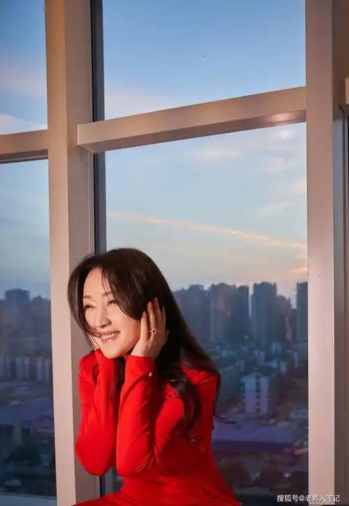 51岁的杨钰莹老了吗?是的,也不是_状态_动态_照片