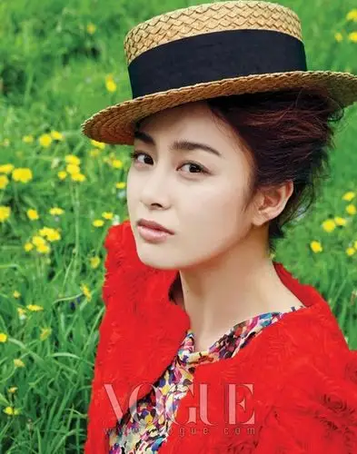 金泰熙出道时期嫩照曝光五官清秀美貌不曾改变