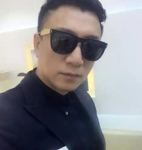 孙红雷哪款发型最有男人味网友模仿到发型模仿不到独特霸气