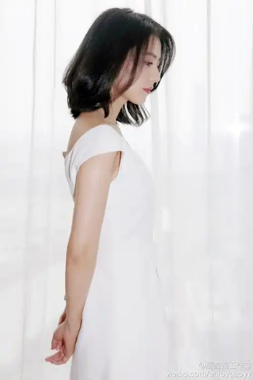 高圆圆刘诗诗的锁骨发好迷人 原来女神也有小心机