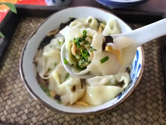 原创简单快手的荠菜馄饨新手也可以尝试营养又鲜美家人都爱吃