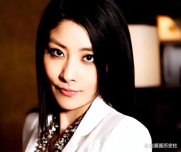 陈慧琳香港最后一位天后40岁痛失双胞胎女儿抱憾终生