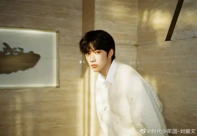 最接近最能完成的事立即去执行去做就对了@时代少年团-刘耀文90feel