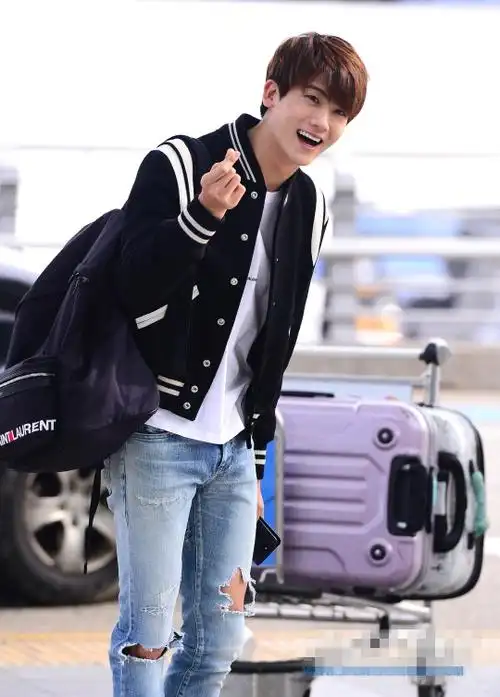大力女都奉顺高收视获褒奖休假朴炯植志洙现身机场比心心情好组图5