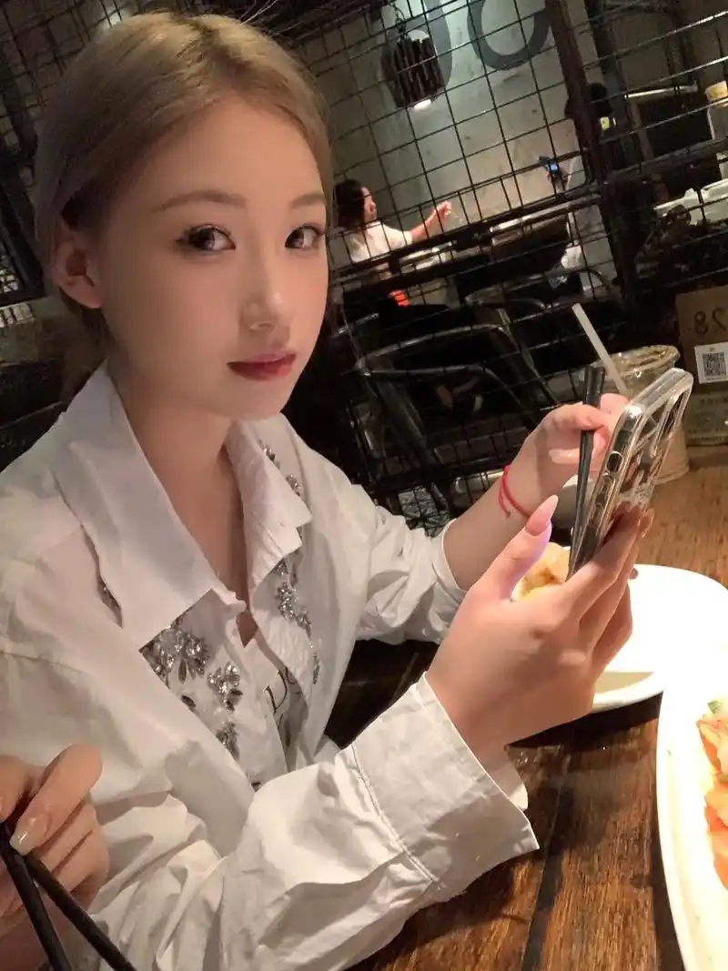 爱心创可贴457944 留给伤心的人类@7ux_ - 抖音