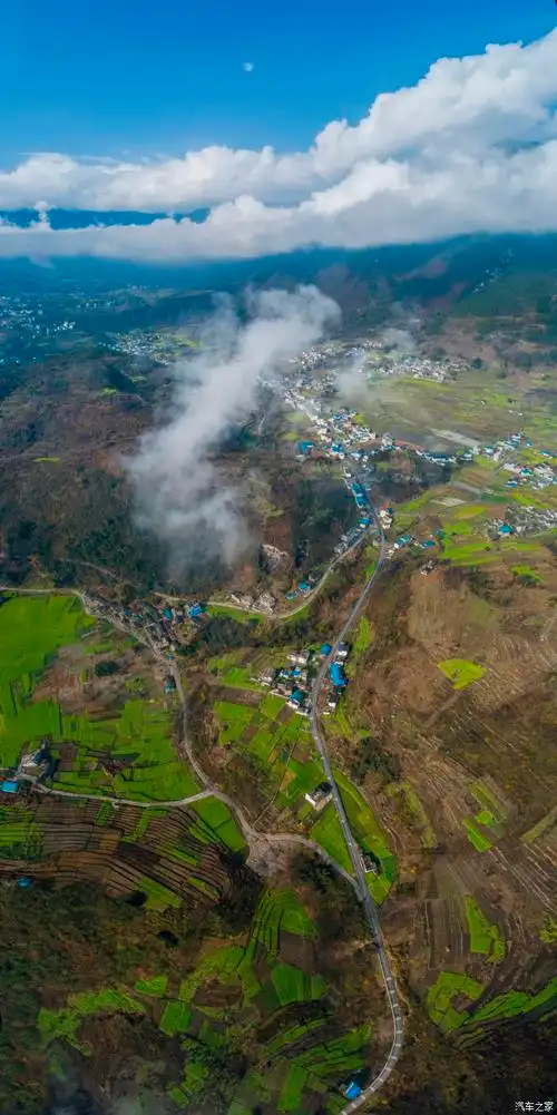 小凉山深处撩春风minif60探险家自驾嘉阳小火车雷波马湖