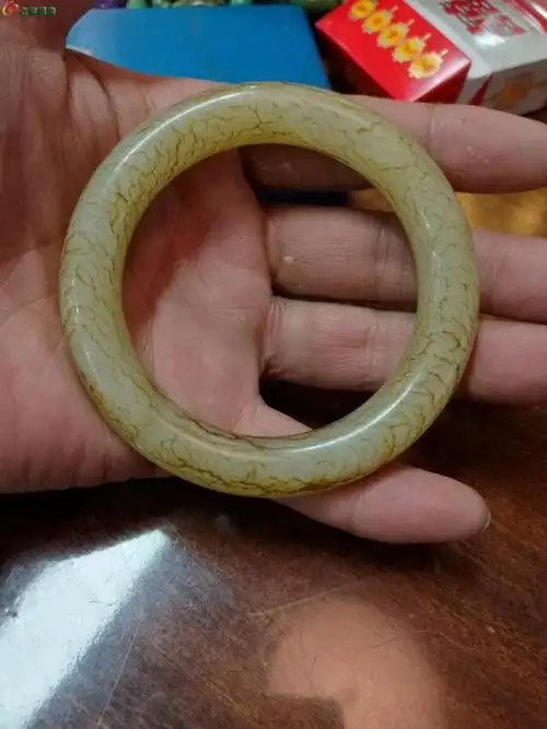 和田玉牛毛纹手圈